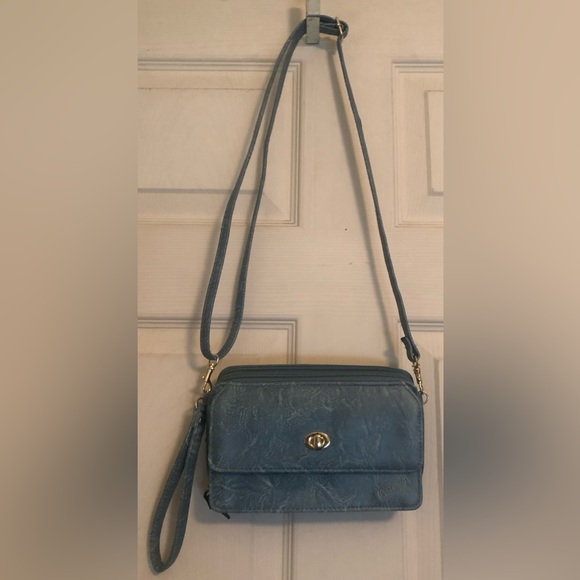 Bueno Turquoise Purse Clutch Pocketbook NWOT - Picture 3 of 9